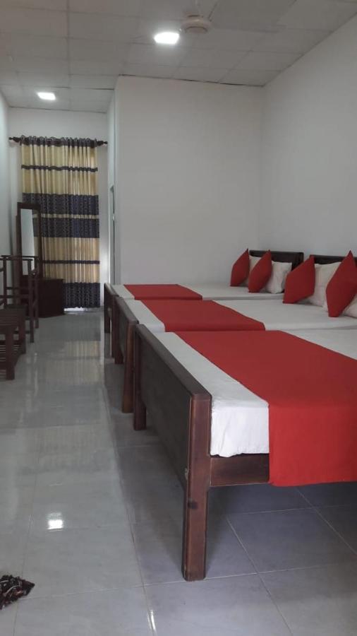 Meegahapokuna Resort อนุราธปุระ ภายนอก รูปภาพ