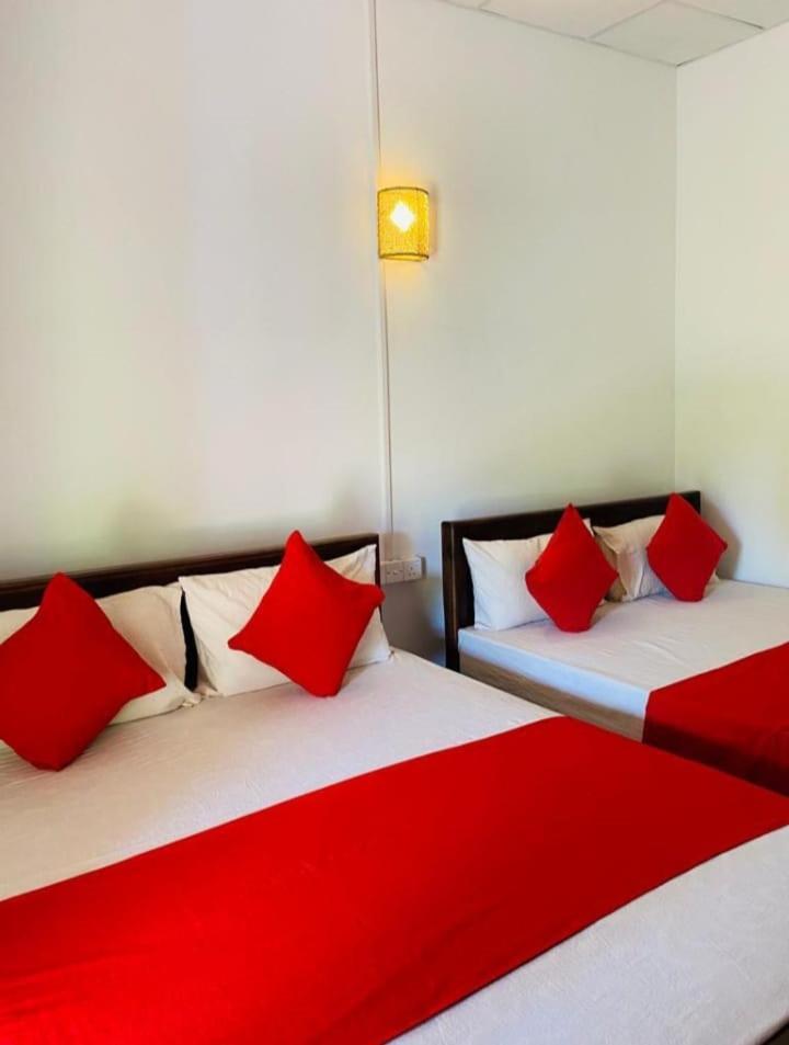 Meegahapokuna Resort อนุราธปุระ ภายนอก รูปภาพ